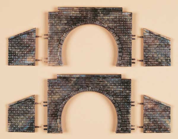 2 Double track tunnel portals<br /><a href='images/pictures/Auhagen/44620.jpg' target='_blank'>Full size image</a>